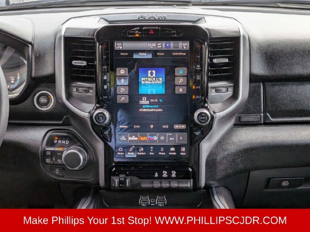 Used 2025 RAM 1500 Big Horn AWD/4WD image 17