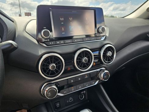 New 2025 Nissan Sentra S image 9