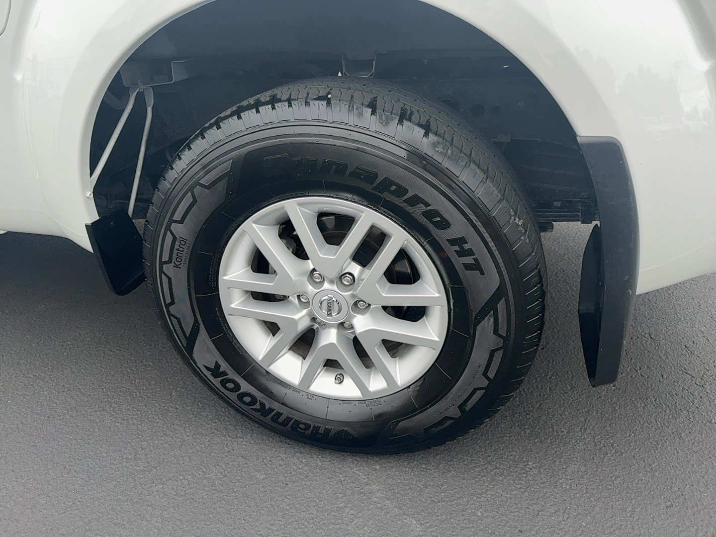 Used 2019 Nissan Frontier SV w/ Value Truck Package AWD/4WD image 10