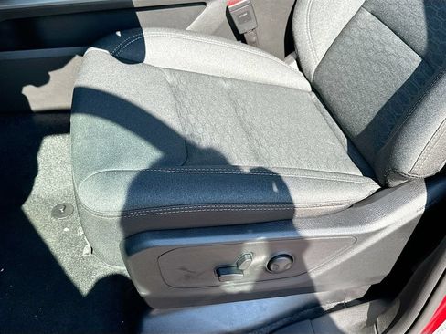 New 2026 RAM 1500 4x4 Crew Cab image 25