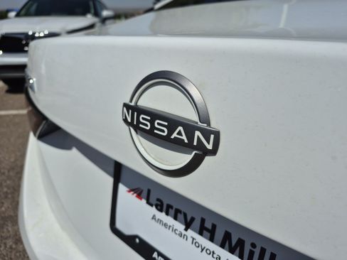 Used 2024 Nissan Sentra SV FWD image 23