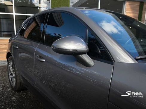 Used 2018 Porsche Macan image 15