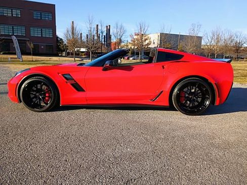 Used 2017 Chevrolet Corvette Grand Sport image 19