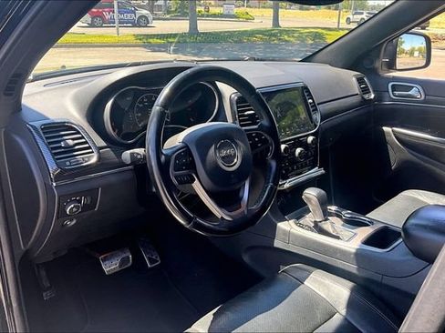 Used 2019 Jeep Grand Cherokee Limited w/ Luxury Group II RWD image 14