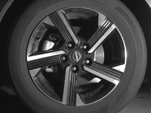 Used 2025 Nissan Sentra SV FWD image 12