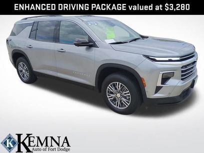 Used 2024 Chevrolet Traverse LT w/ Enhanced Driving Package