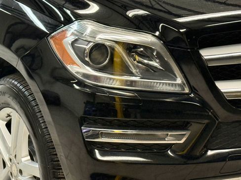 Used 2014 Mercedes-Benz GL 450 4MATIC w/ Lane Tracking Package image 6