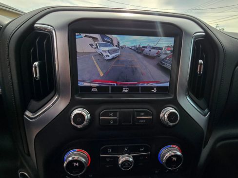 Used 2021 GMC Sierra 3500 SLT w/ SLT Convenience Package image 17