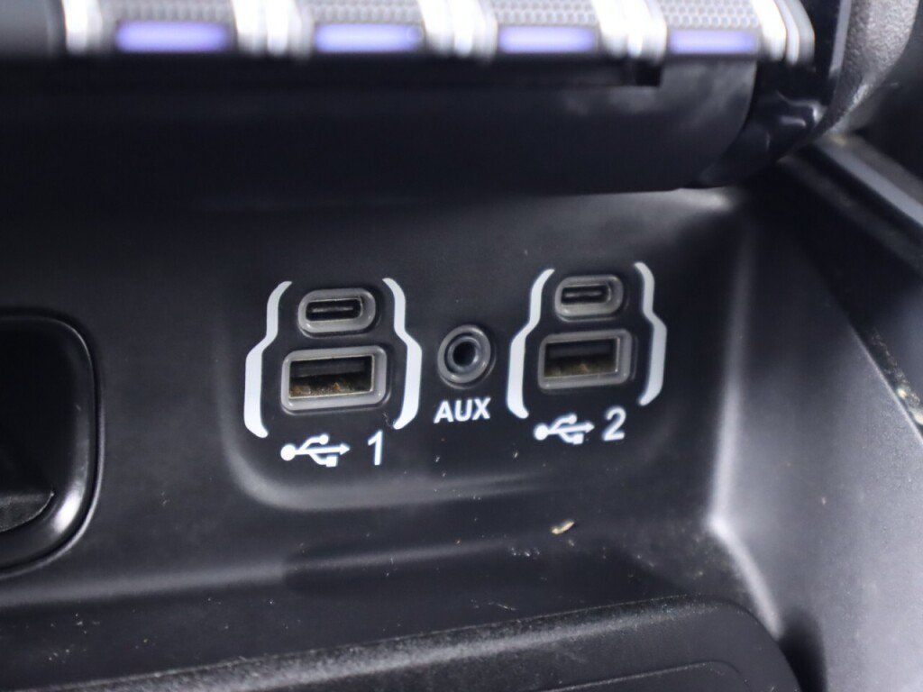 Used 2021 RAM 1500 Laramie AWD/4WD image 24