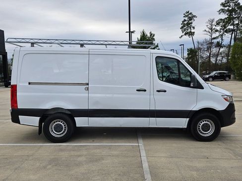 Used 2019 Mercedes-Benz Sprinter 144 image 4