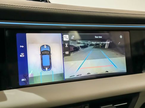 New 2026 Porsche Macan 4 Electric image 31