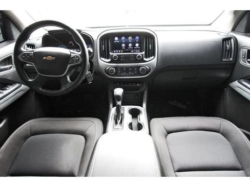 Used 2022 Chevrolet Colorado LT w/ Safety Package RWD image 8