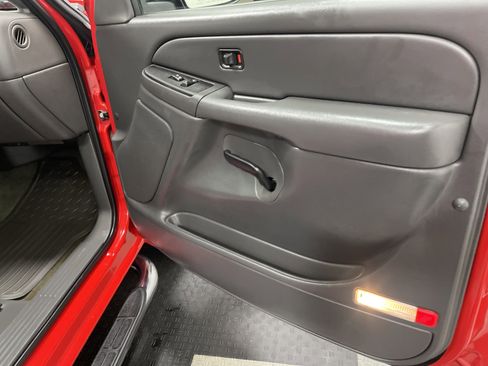 Used 2007 Chevrolet Silverado 1500 LT w/ Extended Cab Value Package image 26