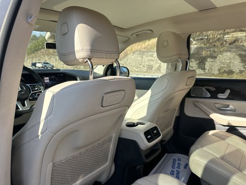 Used 2020 Mercedes-Benz GLS 450 4MATIC image 24