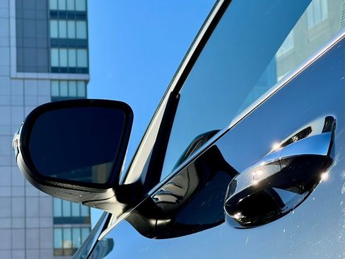 Certified 2026 Mercedes-Benz GLA 250 4MATIC image 10