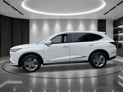 Used 2024 Acura MDX SH-AWD image 3
