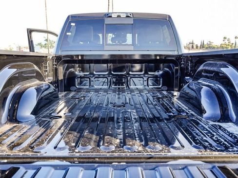 New 2026 RAM 2500 Laramie AWD/4WD image 30