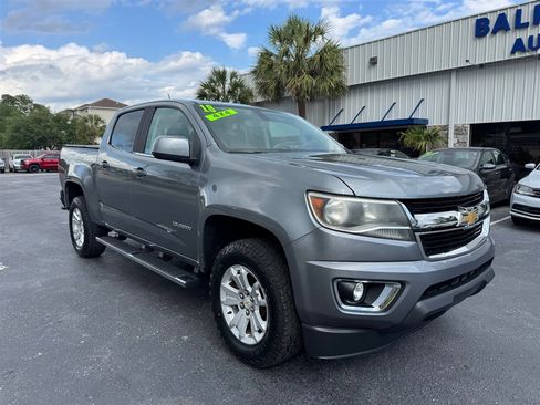 Used 2018 Chevrolet Colorado LT w/ LT Convenience Package AWD/4WD image 2