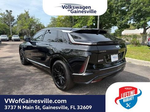 Used 2024 Cadillac Lyriq Tech RWD image 4