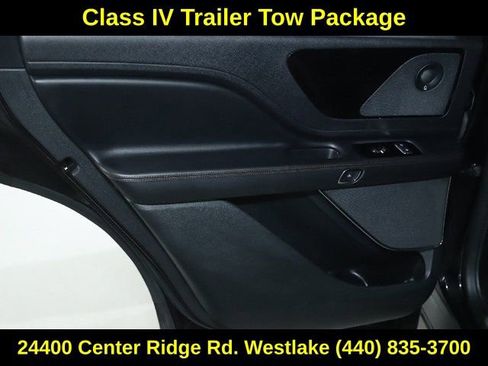 Used 2020 Lincoln Aviator Reserve w/ Class IV Trailer Tow Package image 13