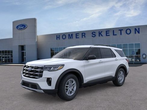 New 2026 Ford Explorer Active w/ Active Comfort Package RWD image 1