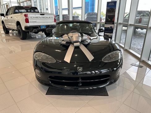 Used 1994 Dodge Viper RT/10 RWD image 3
