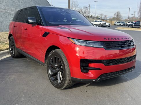 Used 2023 Land Rover Range Rover Sport SE image 9