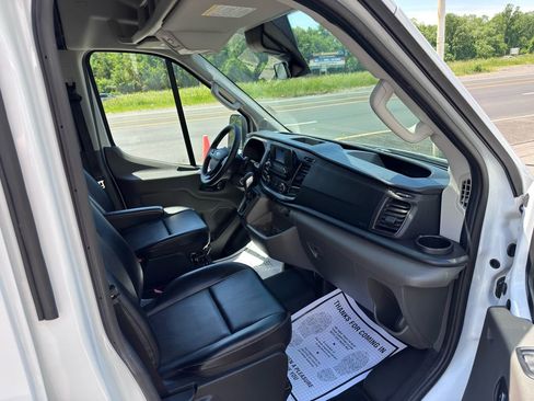Used 2024 Ford Transit 250 148 Medium Roof w/ Load Area Protection Package RWD image 28