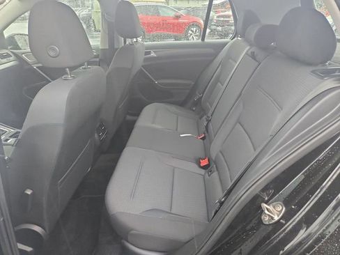 Used 2019 Volkswagen e-Golf SE w/ Driver Assistance Package image 11