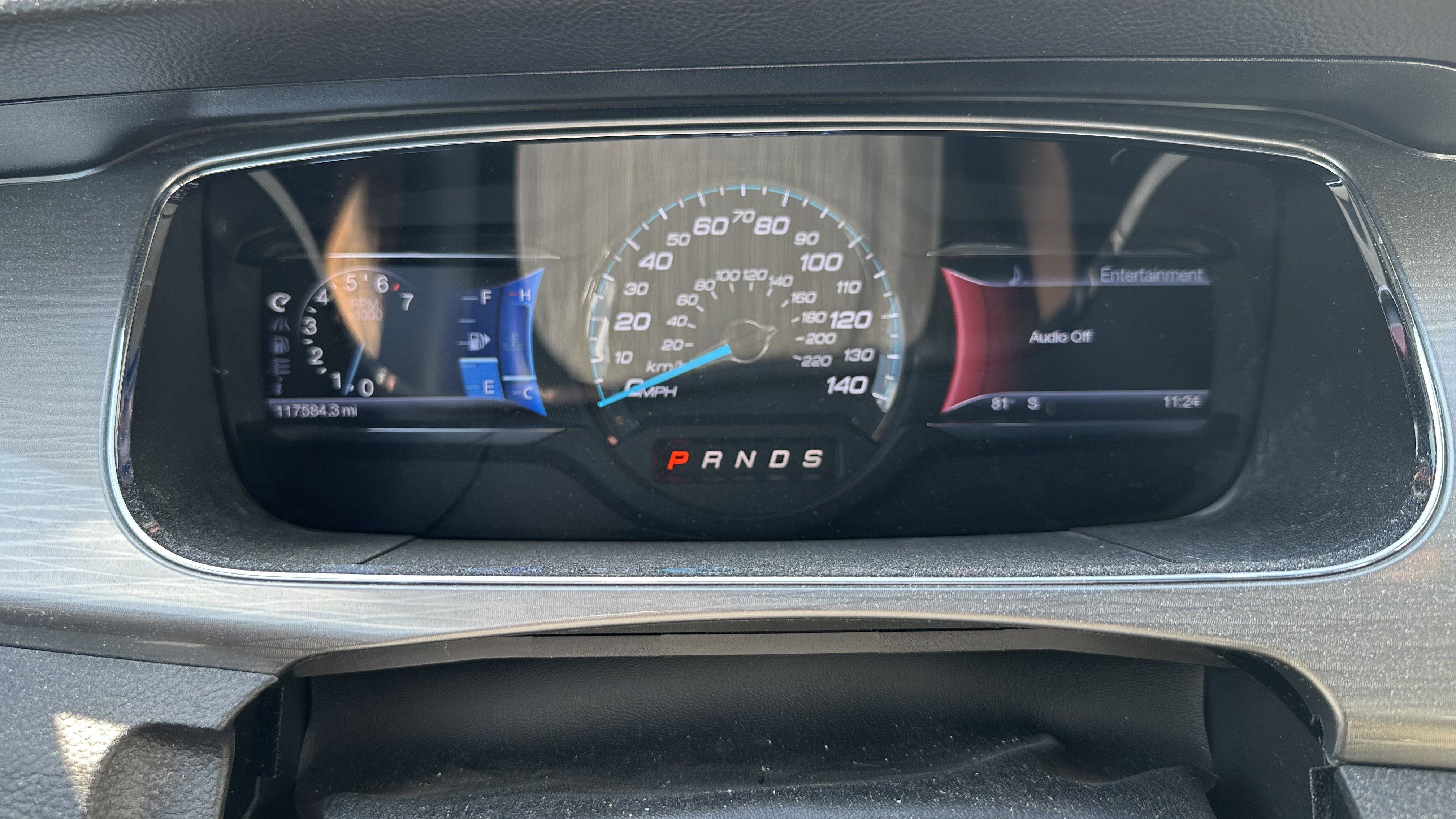 Used 2013 Ford Taurus SEL FWD image 22