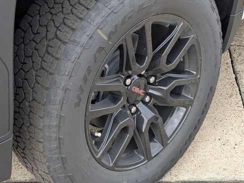 New 2026 GMC Sierra 1500 Elevation w/ Elevation Premium Package image 9