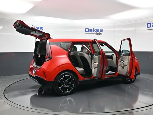 Certified 2023 Kia Soul EX image 54