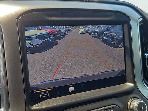Used 2019 Chevrolet Silverado 1500 LT Trail Boss AWD/4WD image 16