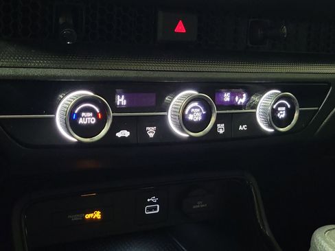 Used 2025 Honda CR-V LX image 28