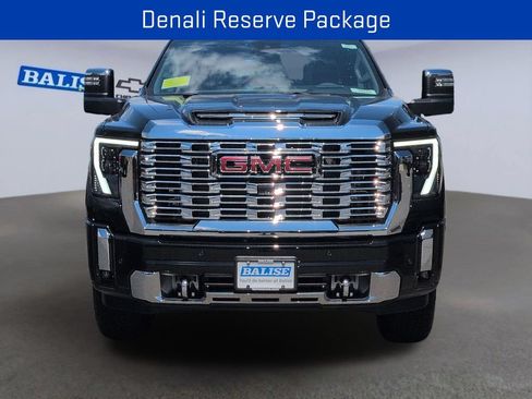 New 2026 GMC Sierra 2500 Denali w/ Denali Reserve Package AWD/4WD image 8