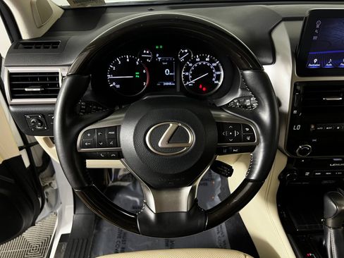 Used 2022 Lexus GX 460 Premium AWD/4WD image 16