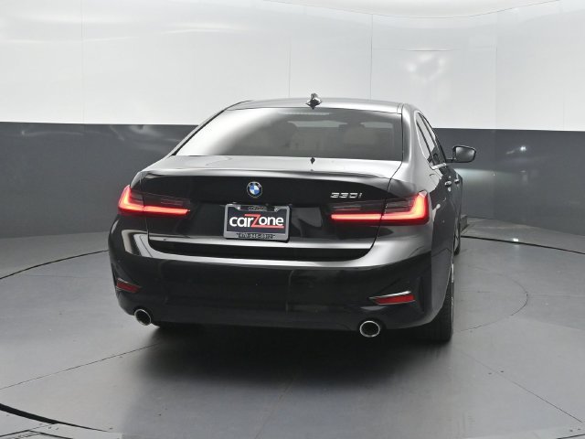 Used 2022 BMW 330i Sedan w/ Driving Assistance Package RWD image 25