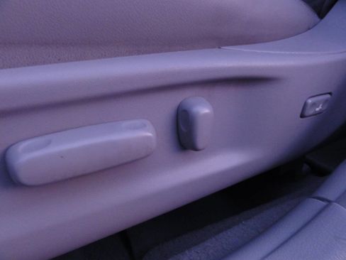 Used 2009 Toyota Camry Hybrid image 40