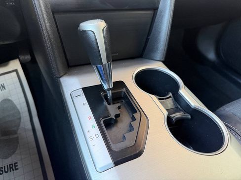 Used 2012 Toyota Camry SE FWD image 28