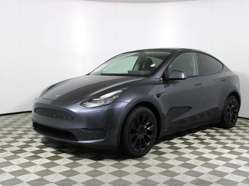 Used 2021 Tesla Model Y Long Range image 29