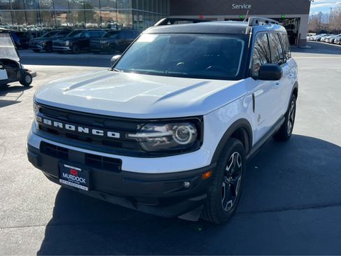 Used 2022 Ford Bronco Sport Outer Banks w/ Tech Package image 2