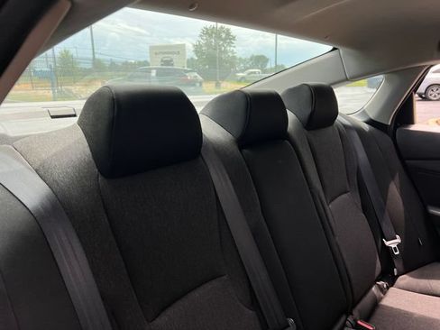 Used 2025 Honda Accord LX image 28