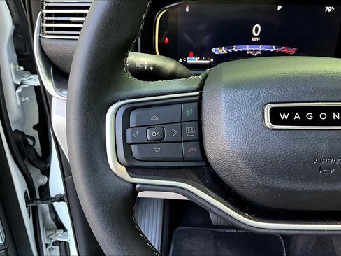 Used 2024 Jeep Wagoneer 4WD w/ Premium Group I image 21