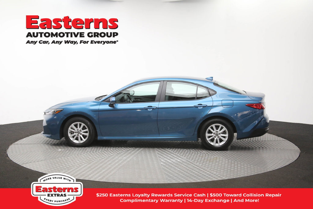 Used 2025 Toyota Camry LE FWD image 60