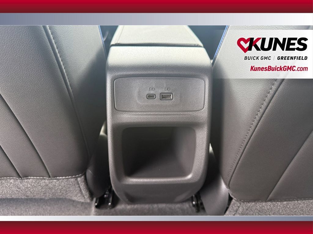 New 2026 Buick Envista Sport Touring w/ Convenience I Package FWD image 35