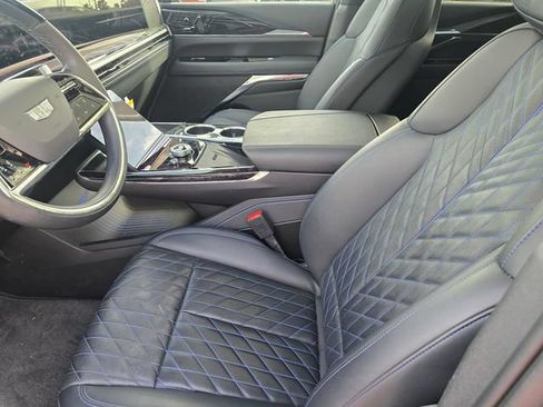 Used 2025 Cadillac Escalade IQ Sport 1 AWD/4WD image 21