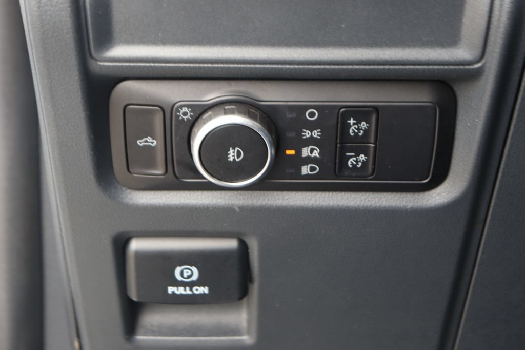 Used 2024 Ford F150 XL w/ Equipment Group 103A High RWD image 18