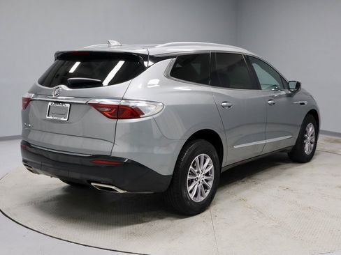 Used 2024 Buick Enclave Premium image 12