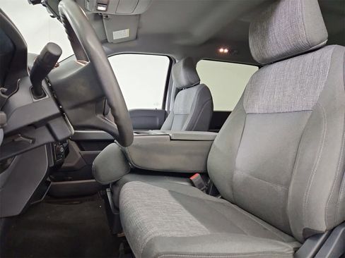 Used 2022 Ford F150 XLT w/ XTR Package image 16