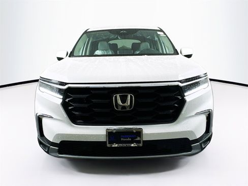 Used 2025 Honda Pilot EX-L image 2